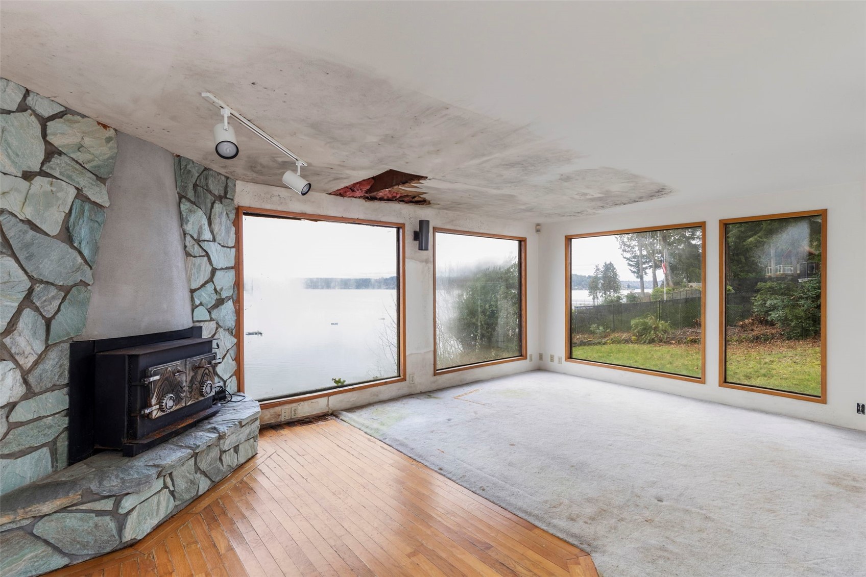 Fox Island, Washington, 98333, United States, ,Land,For Sale,1925015