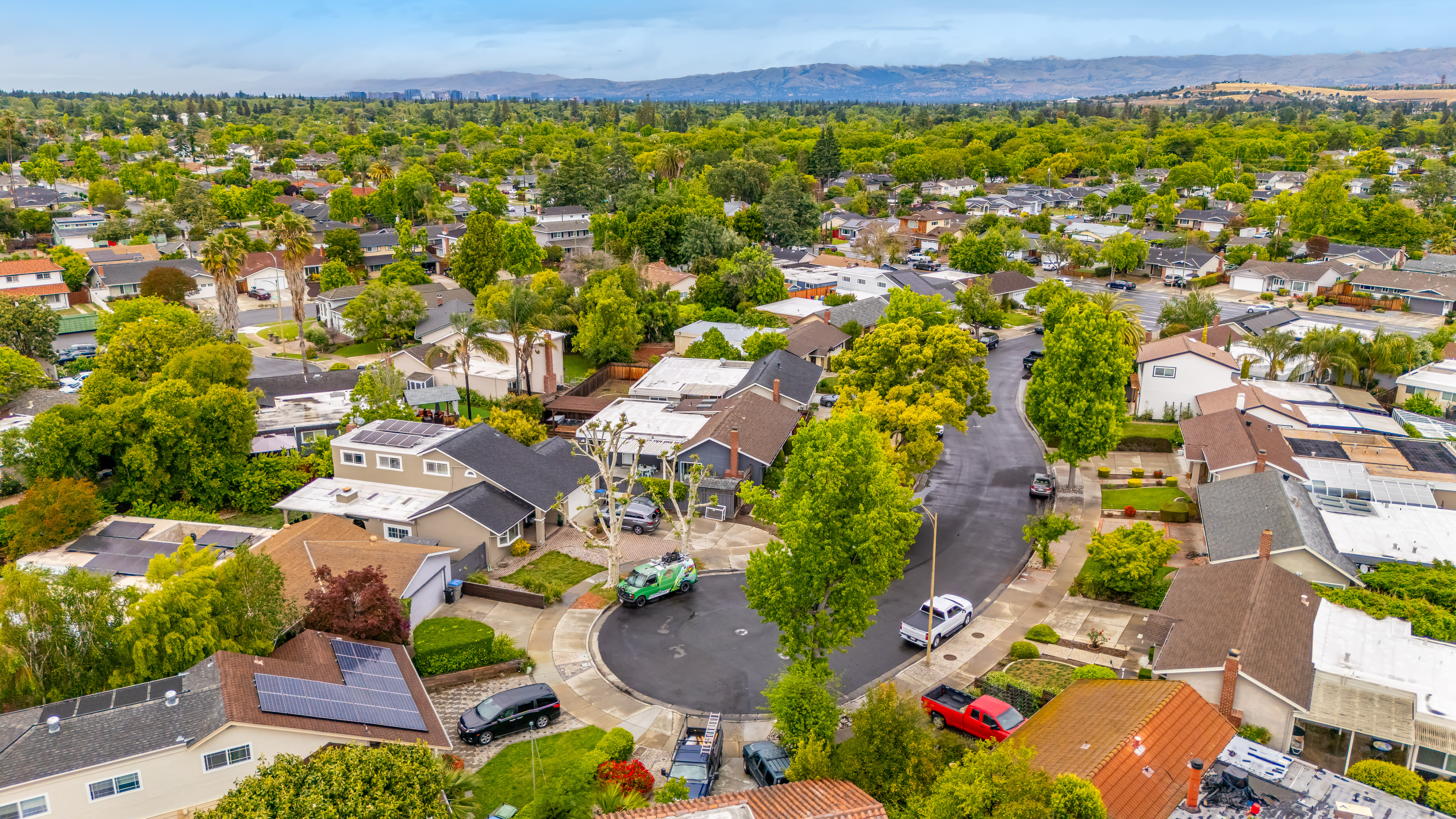  Shreen Court Charming Cul-de-Sac Home - 物件實景