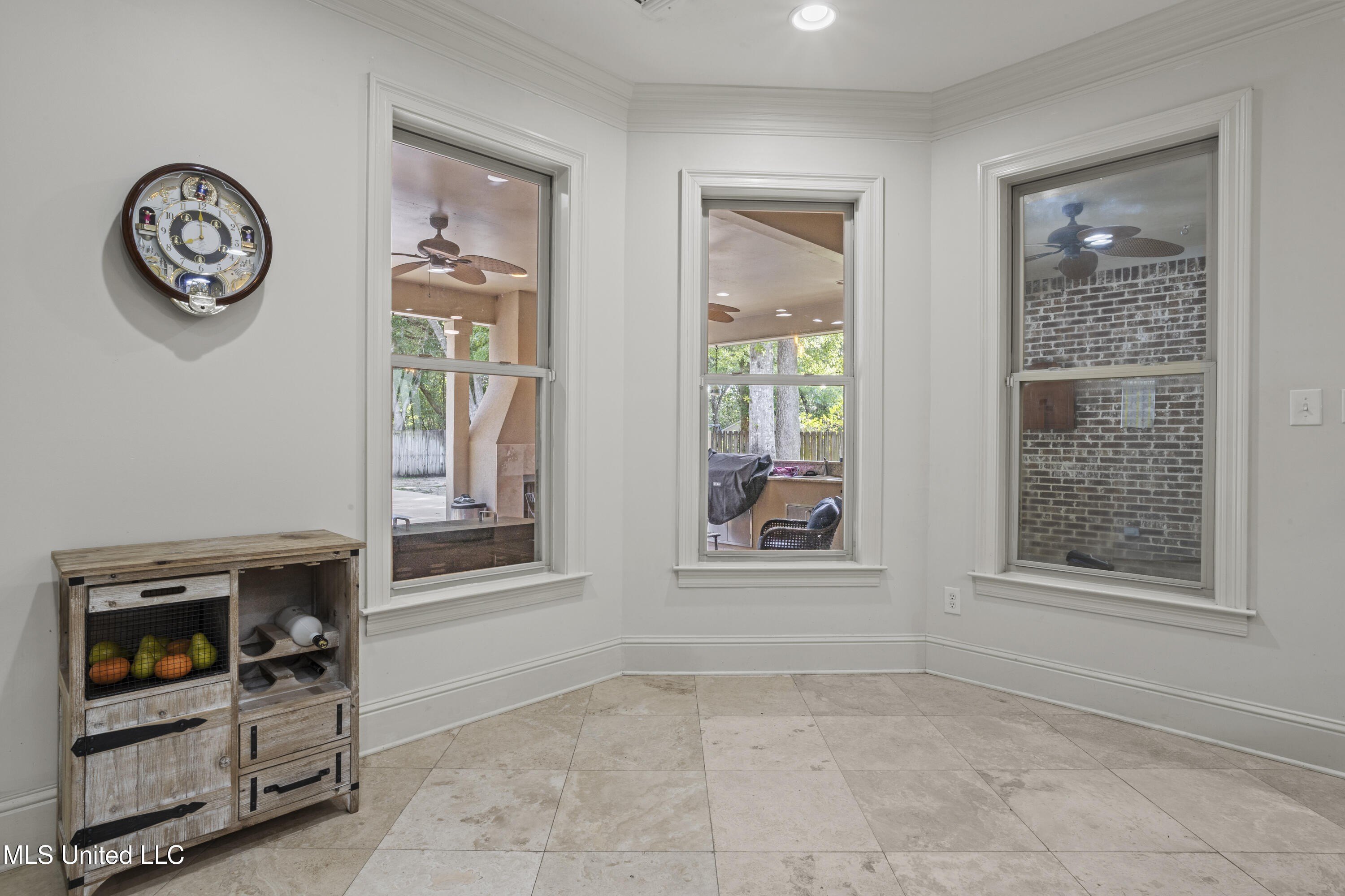 Ocean Springs, Mississippi, 39564, United States, 4 Bedrooms Bedrooms, ,3 BathroomsBathrooms,Residential,For Sale,1976002