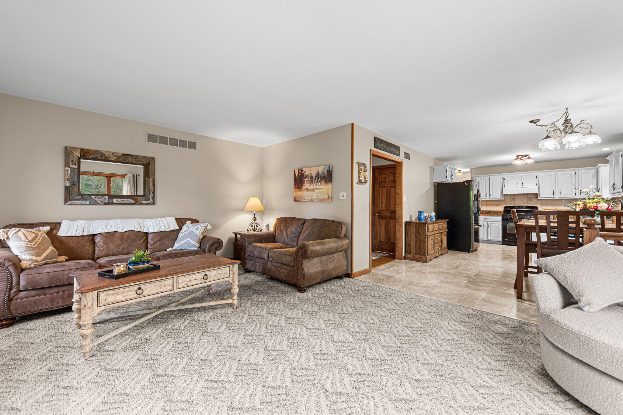 Valparaiso, Indiana, 46385, United States, 4 Bedrooms Bedrooms, ,1 BathroomBathrooms,Residential,For Sale,1956589