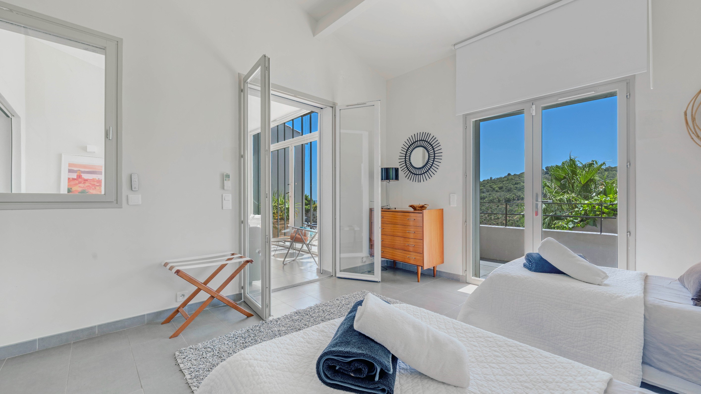  Luxury sea view villa for sale in Grimaud overlooking the Gulf of Saint-Tropez - 物件實景