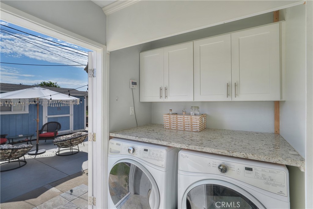Lakewood, California, 90712, United States, 2 Bedrooms Bedrooms, ,1 BathroomBathrooms,Residential,For Sale,1933533