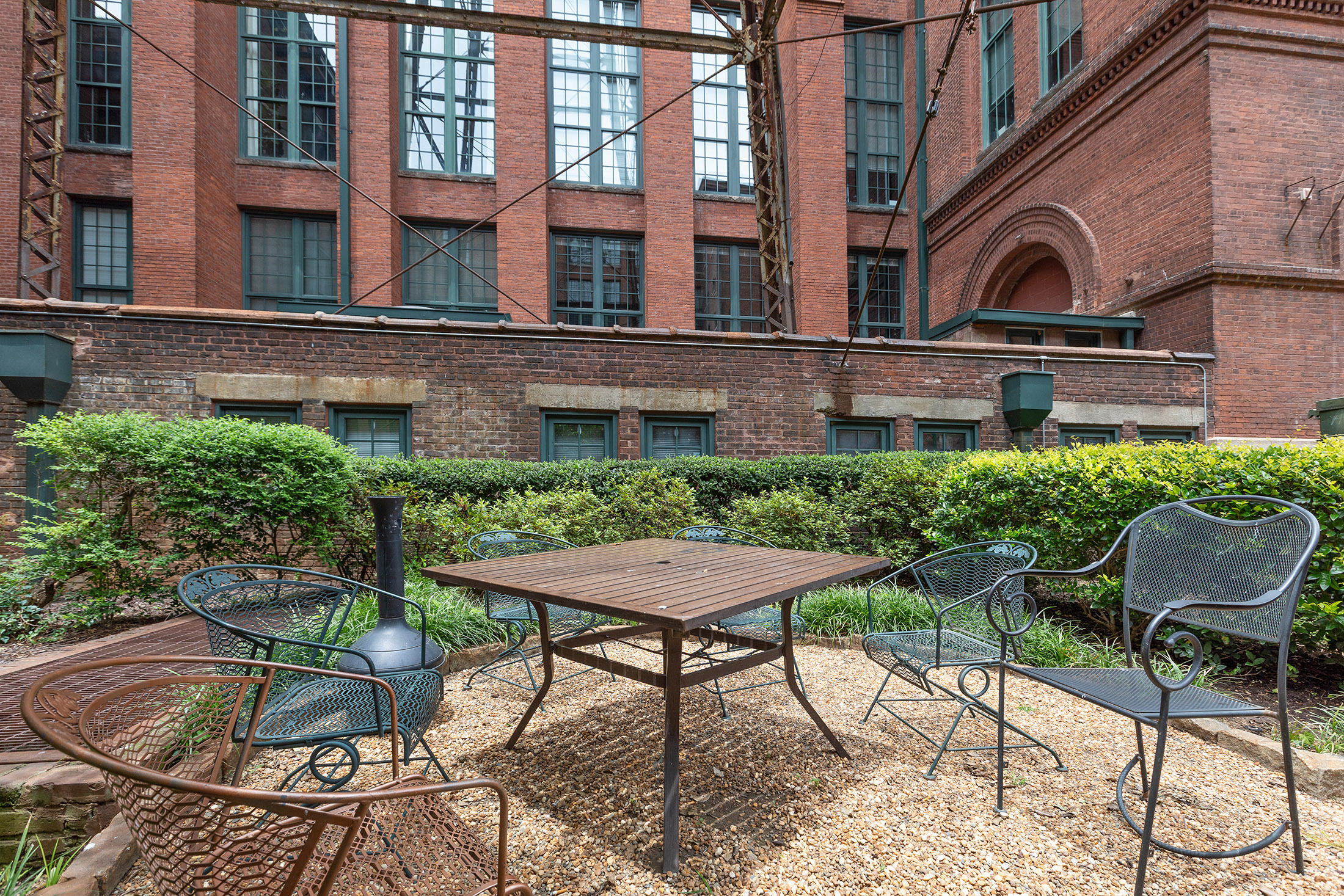  Rare One Bedroom with Loft in Historic Stacks - 物件實景