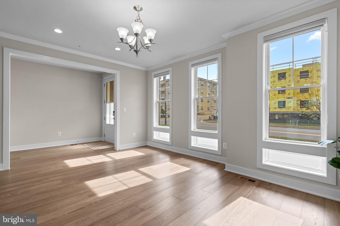 Ellicott City, Maryland, 21042, United States, 3 Bedrooms Bedrooms, ,4 BathroomsBathrooms,Residential,For Sale,1933185