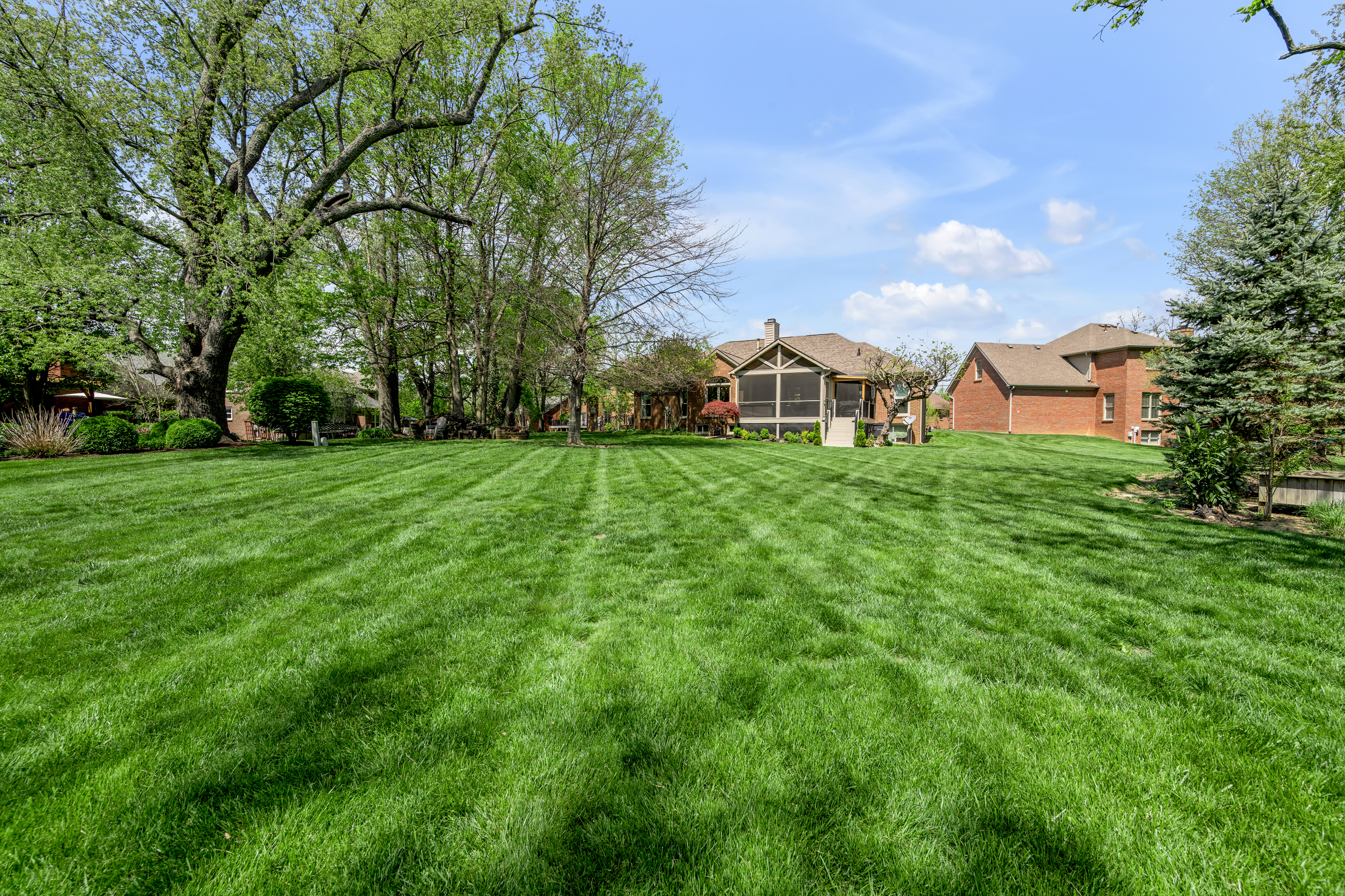  3128 Weymouth Court - 物件實景