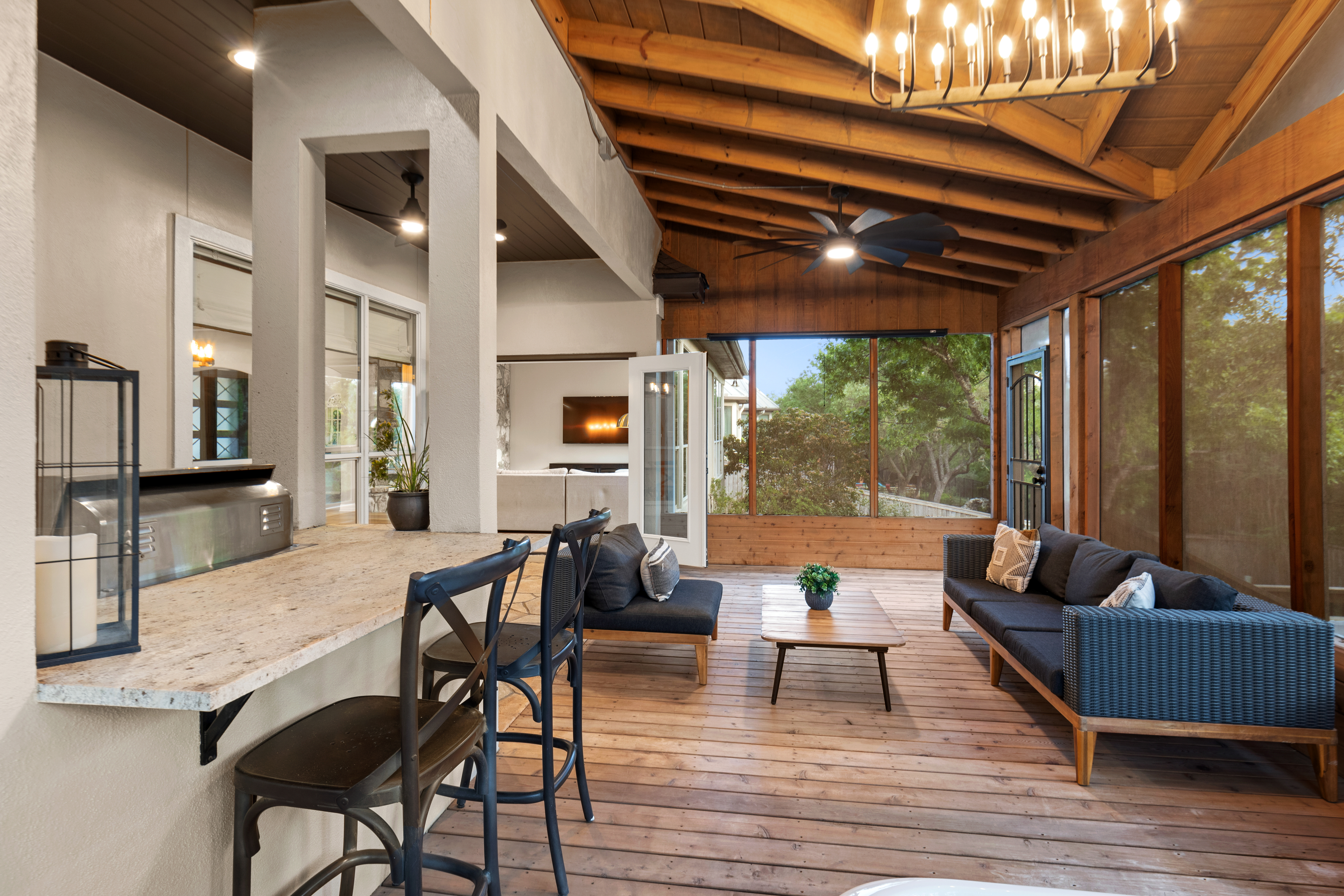  A Rare Vineyard Find: Greenbelt, Fully Renovated with Elevated Outdoor Living - 物件實景