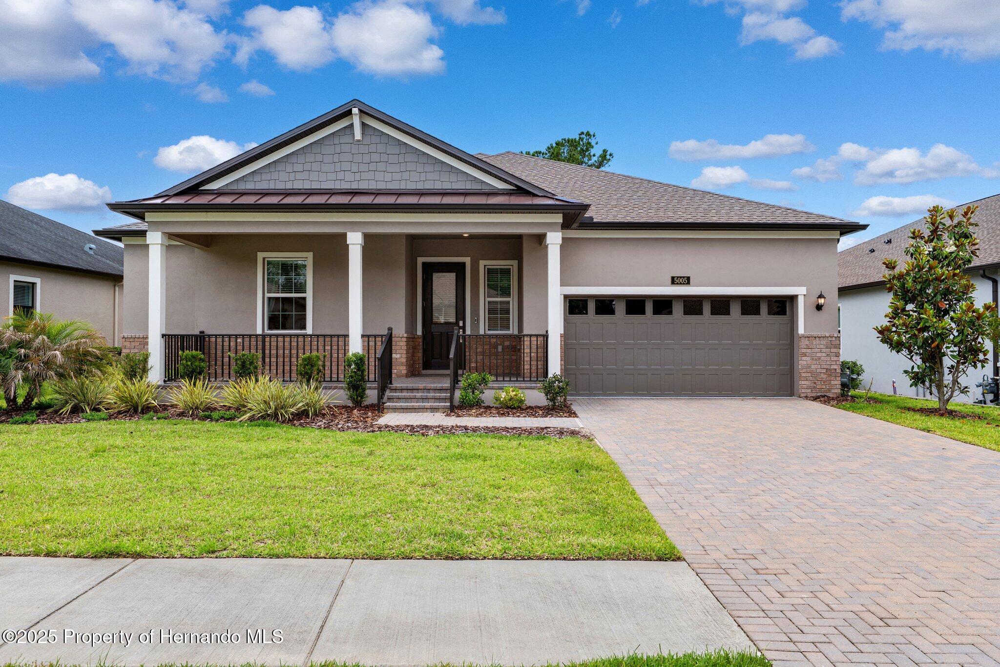 Brooksville, Florida, 34601, United States, 2 Bedrooms Bedrooms, ,3 BathroomsBathrooms,Residential,For Sale,1975908