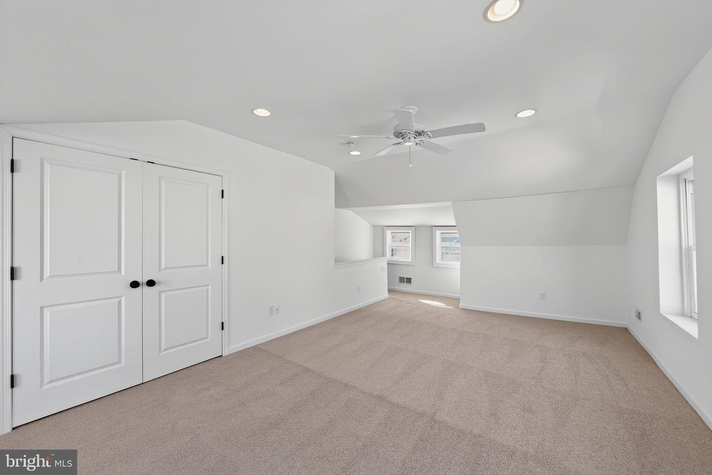 Conshohocken, Pennsylvania, 19428, United States, 3 Bedrooms Bedrooms, ,3 BathroomsBathrooms,Residential,For Sale,1989240