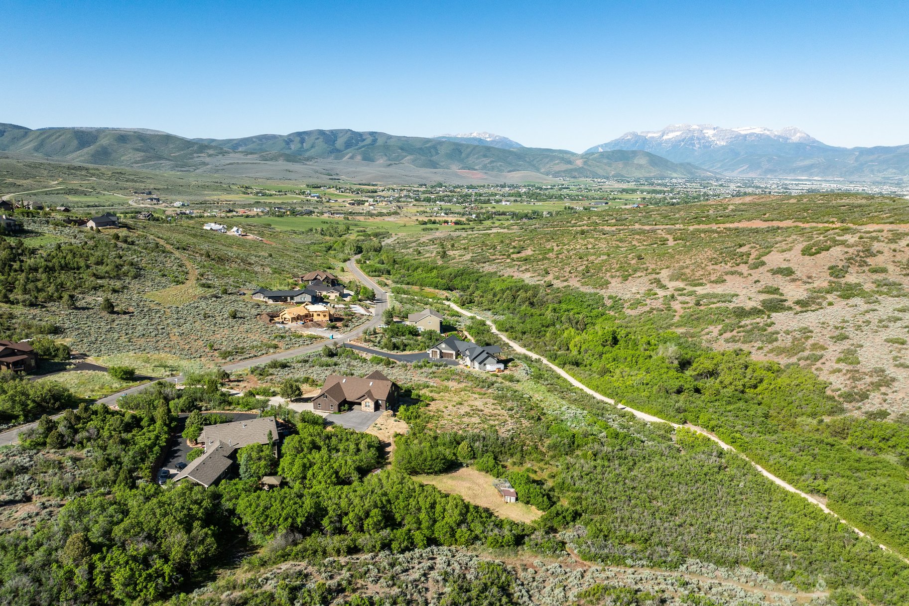  The Ultimate Multi-Generational Mountain Retreat Backing to 500 Acres of Open Sp - 物件實景