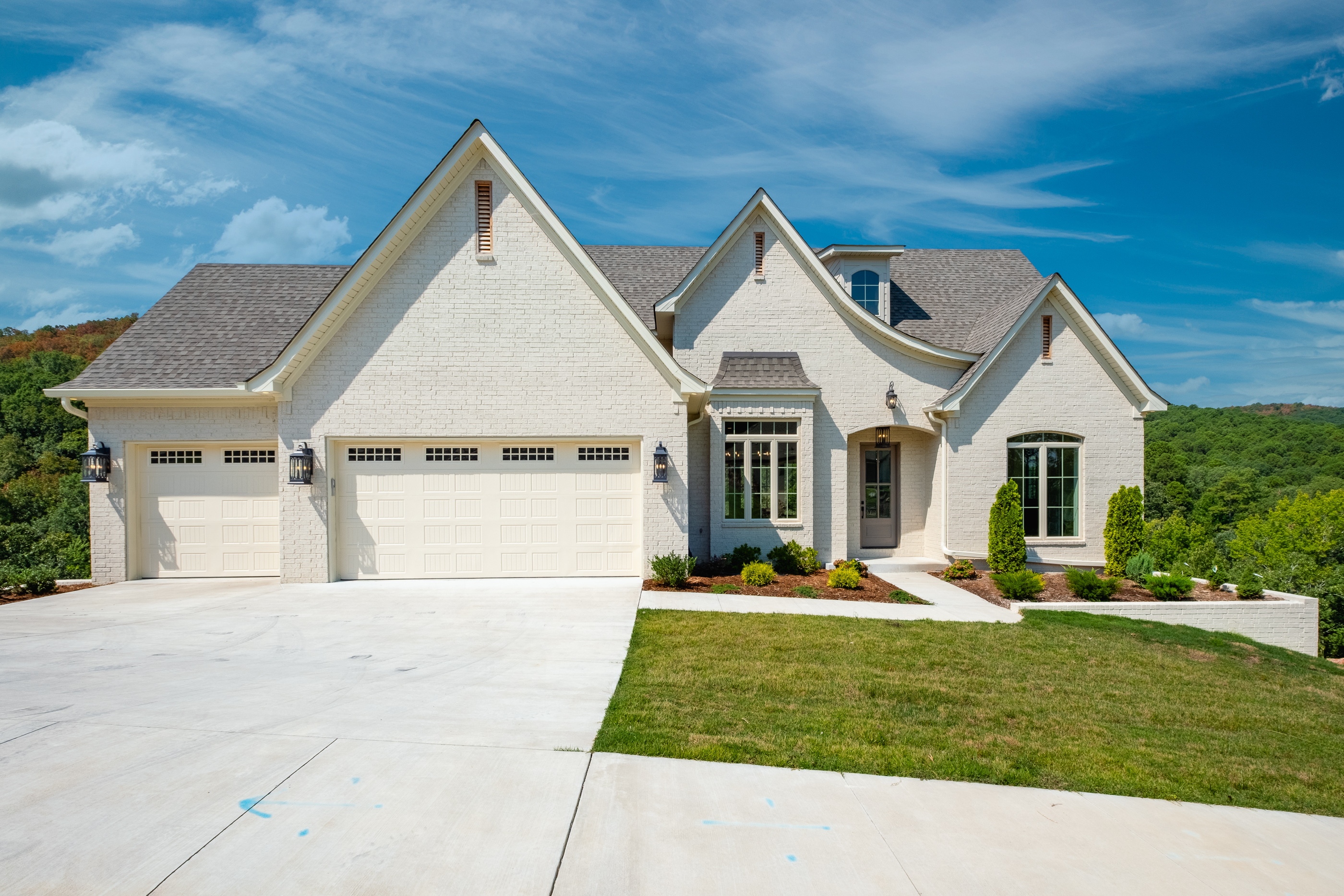 Little Rock, Arkansas, 72223, United States, 5 Bedrooms Bedrooms, ,5 BathroomsBathrooms,Residential,For Sale,1920027