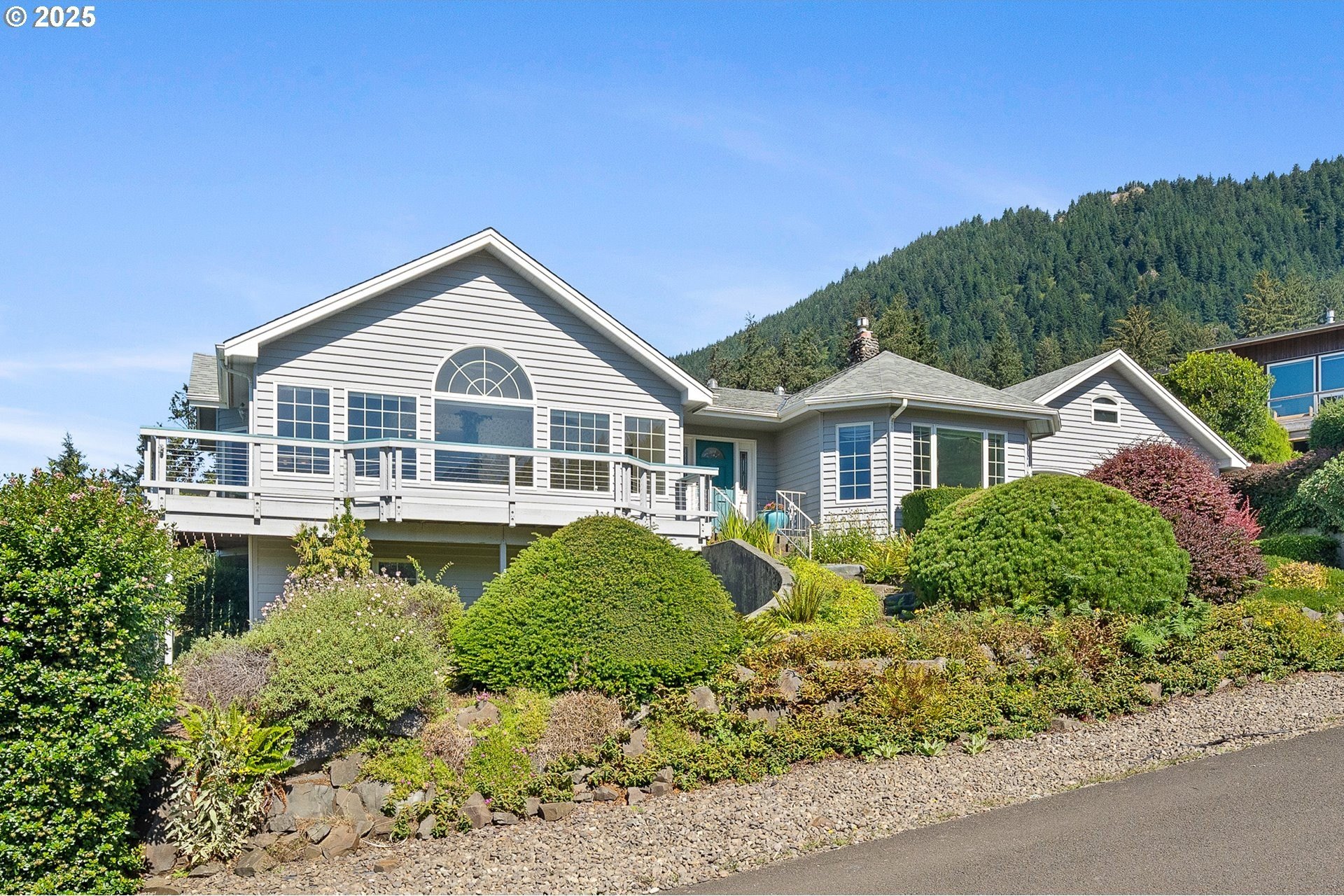 Nehalem, Oregon, 97131, United States, 3 Bedrooms Bedrooms, ,3 BathroomsBathrooms,Residential,For Sale,1926974