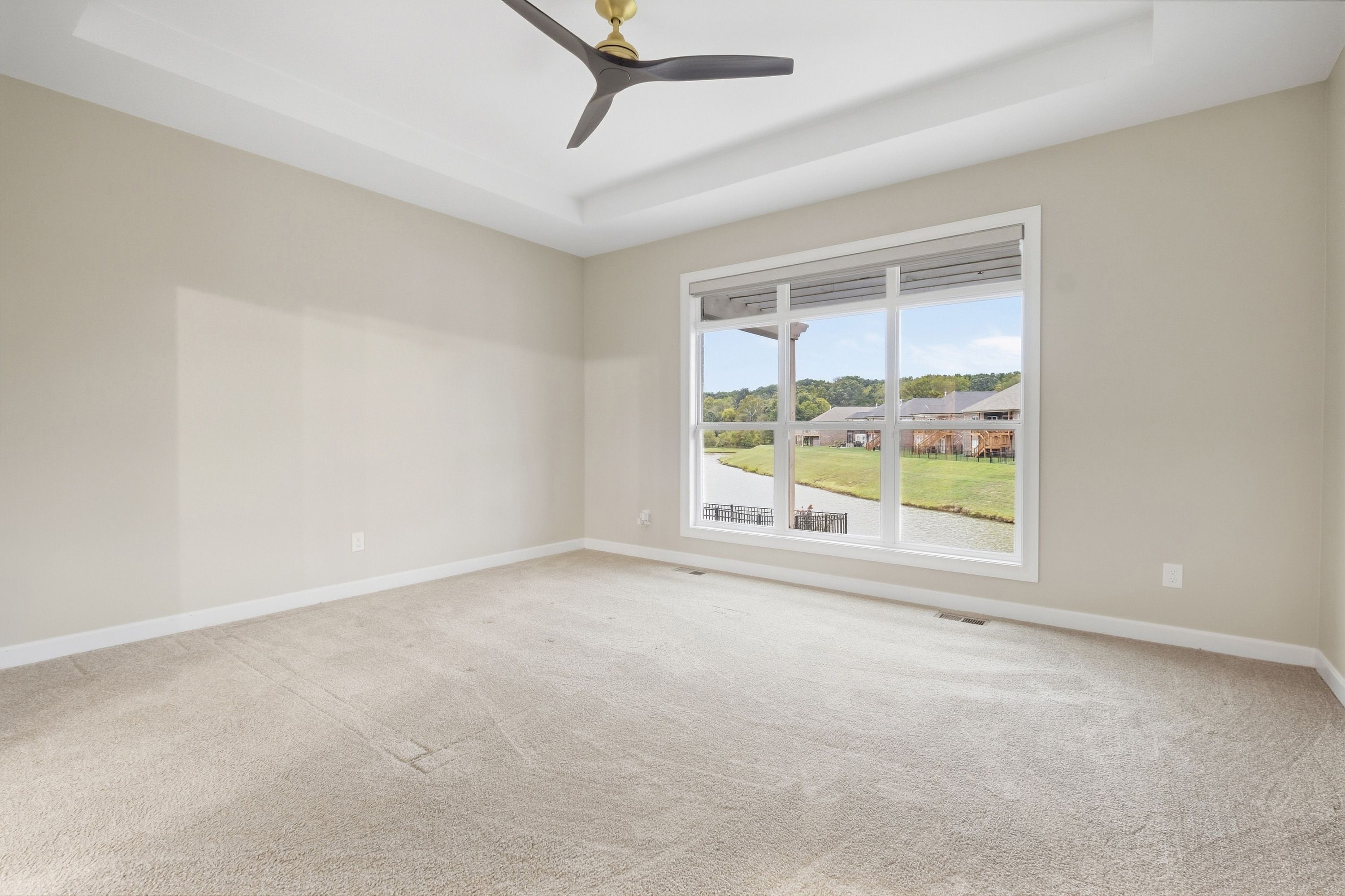  2008 Scenic Lakes Drive, Louisville, KY 40245 - 物件實景