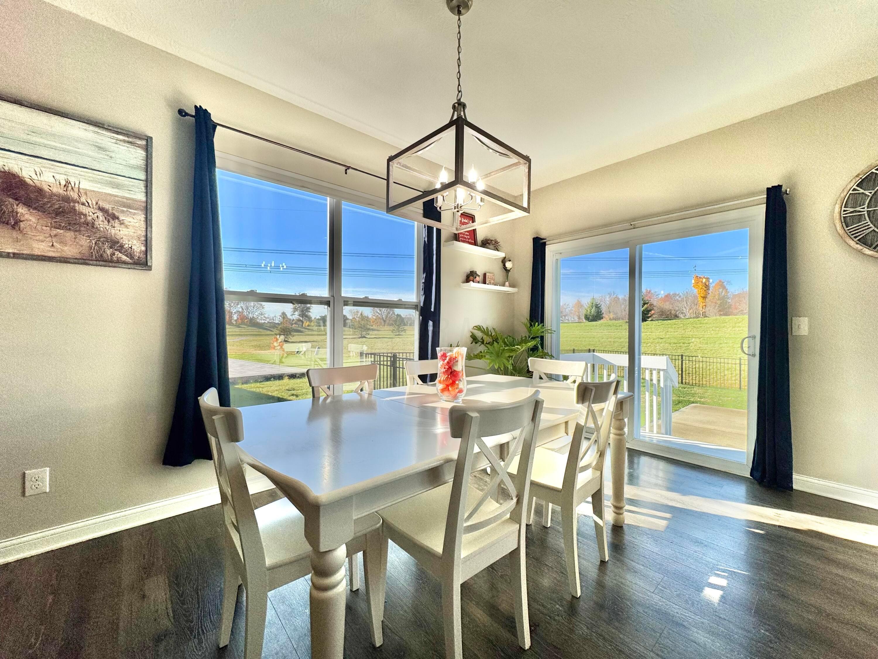 Powell, Ohio, 43065, United States, 3 Bedrooms Bedrooms, ,2 BathroomsBathrooms,Residential,For Sale,1989731