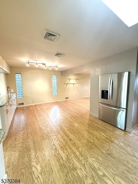 Springfield Twp., New Jersey, 07081, United States, 4 Bedrooms Bedrooms, ,4 BathroomsBathrooms,Residential,For Sale,1898567