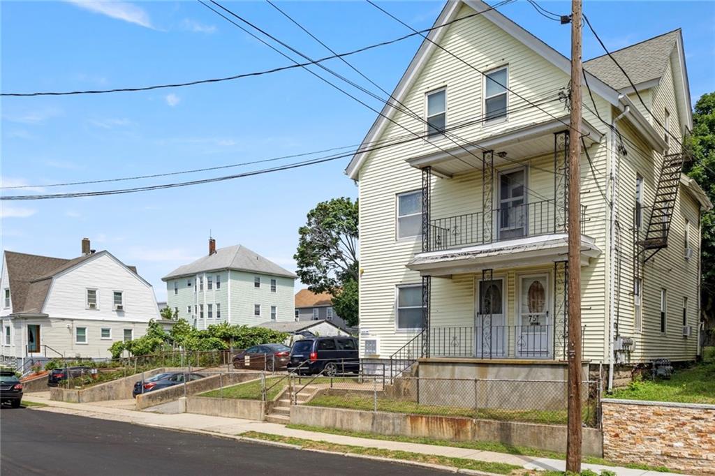 Pawtucket, Rhode Island, 02860, United States, 8 Bedrooms Bedrooms, ,3 BathroomsBathrooms,Residential,For Sale,2005644