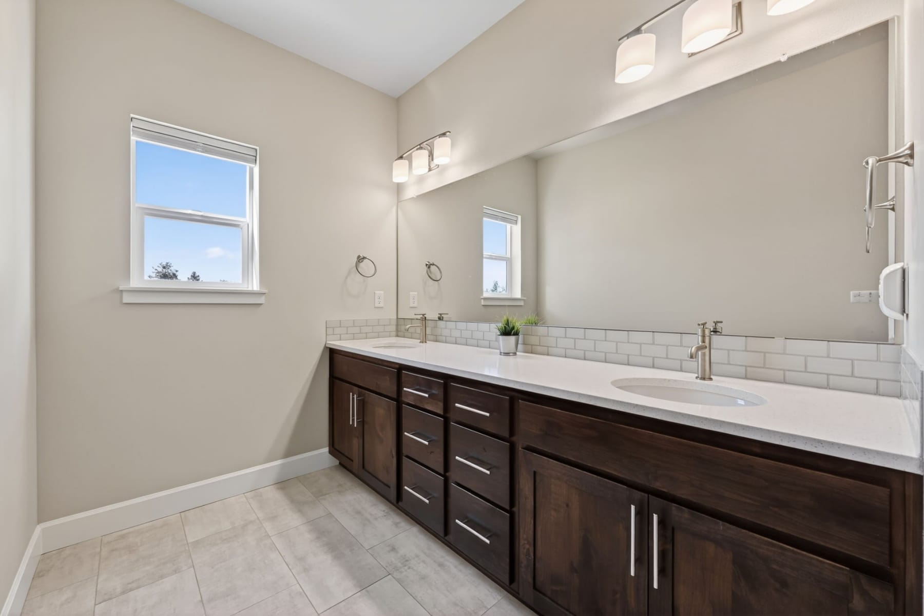  4946 SW Zenith Avenue Redmond, OR 97756 - 物件實景