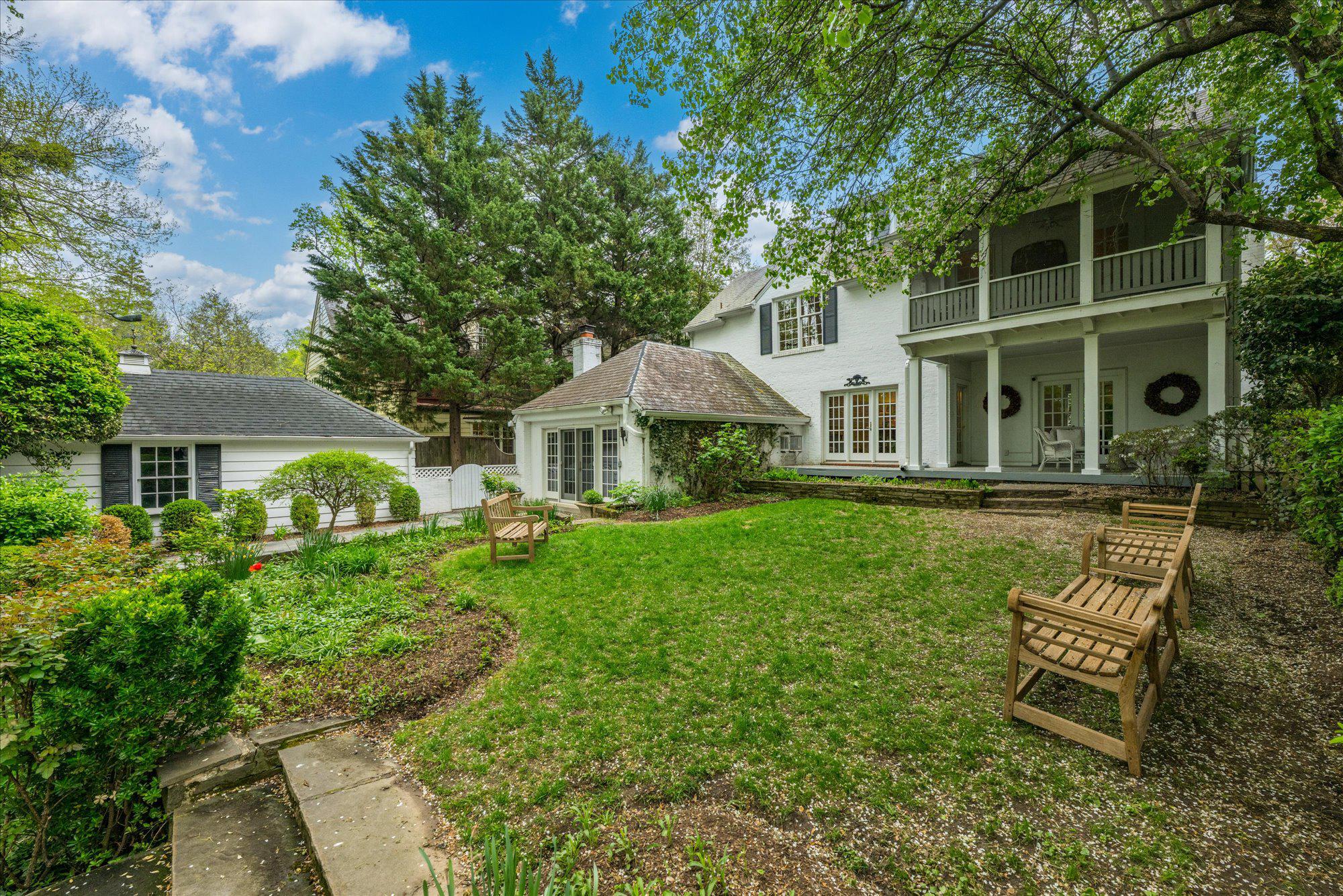  4923 Hillbrook Lane NW, Washington, DC, 20016 - 物件實景