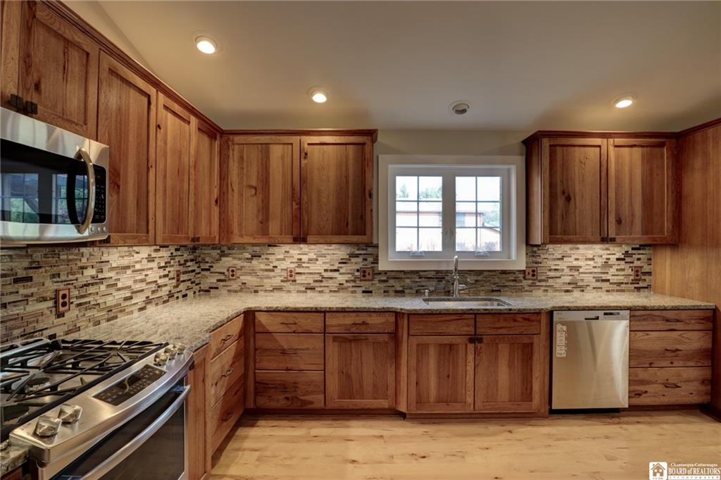 Mayville, New York, 14757, United States, 3 Bedrooms Bedrooms, ,3 BathroomsBathrooms,Residential,For Sale,1983275