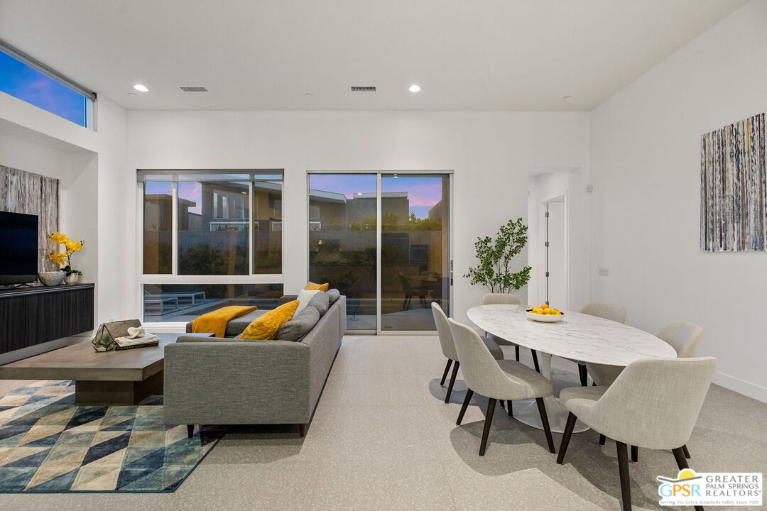 Palm Springs, California, 92262, United States, 3 Bedrooms Bedrooms, ,3 BathroomsBathrooms,Residential,For Sale,1927236