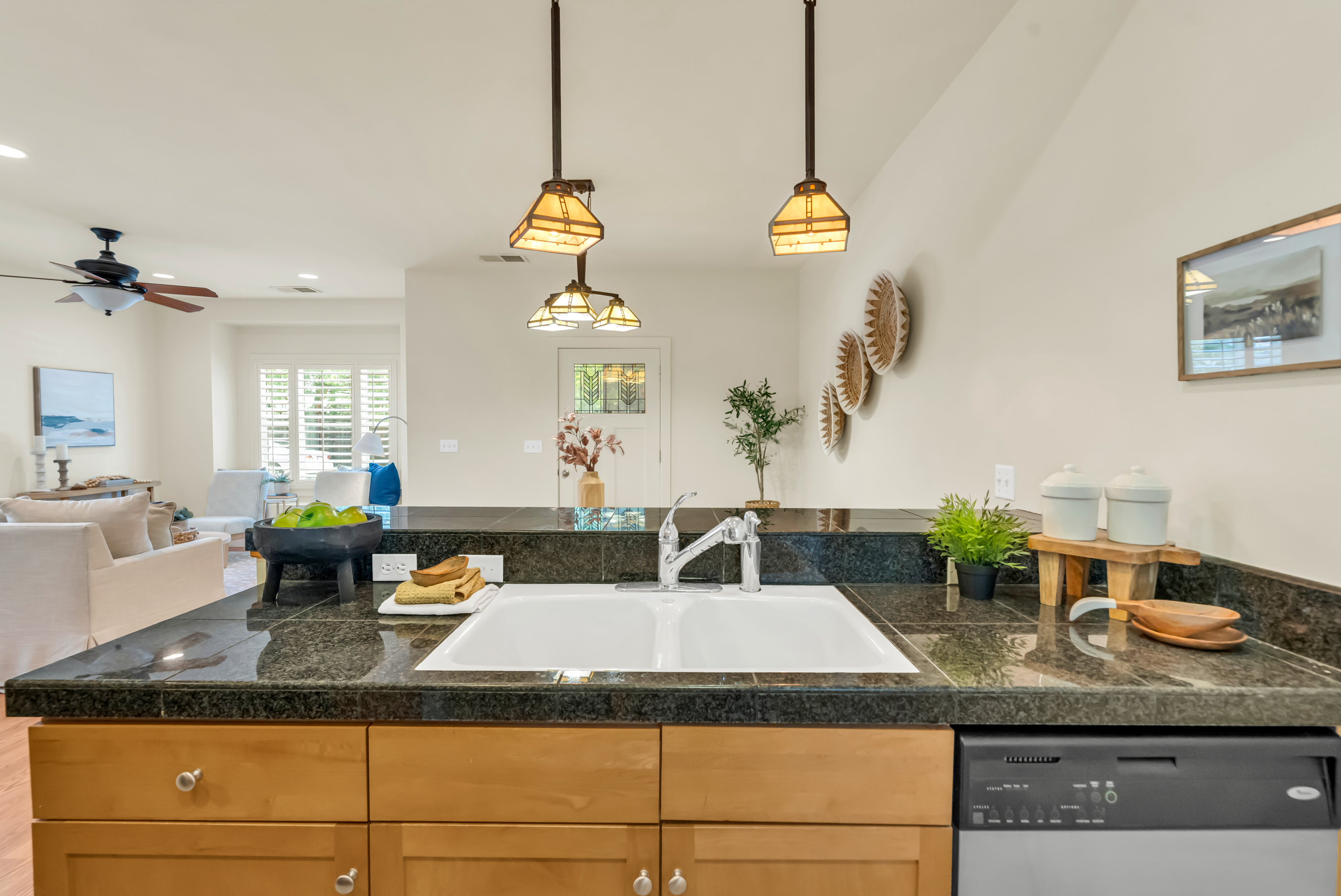  936 52nd Street, Sacramento, CA, 95819 - 物件實景
