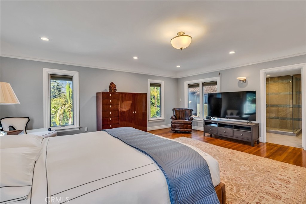 San Marino, California, 91108, United States, 5 Bedrooms Bedrooms, ,6 BathroomsBathrooms,Residential,For Sale,1686890