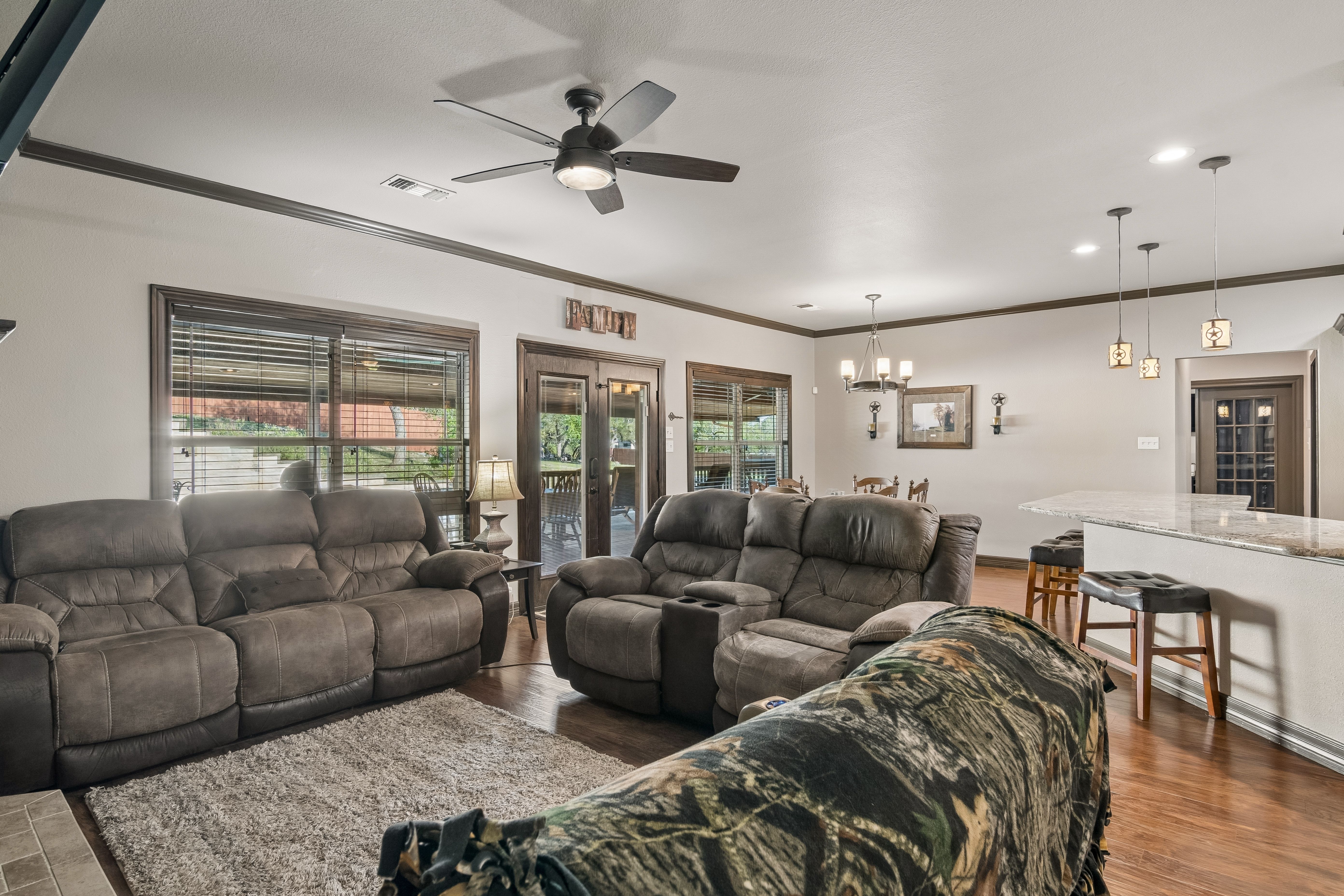  Privacy Meets Proximity - 物件實景