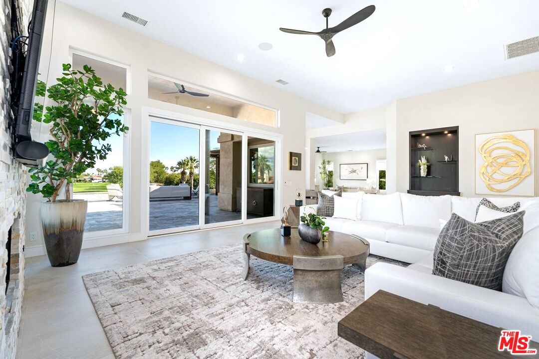 Palm Desert, California, 92211, United States, 3 Bedrooms Bedrooms, ,4 BathroomsBathrooms,Residential,For Sale,1997361