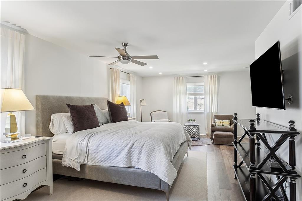 Metairie, Louisiana, 70006, United States, 3 Bedrooms Bedrooms, ,3 BathroomsBathrooms,Residential,For Sale,1793323