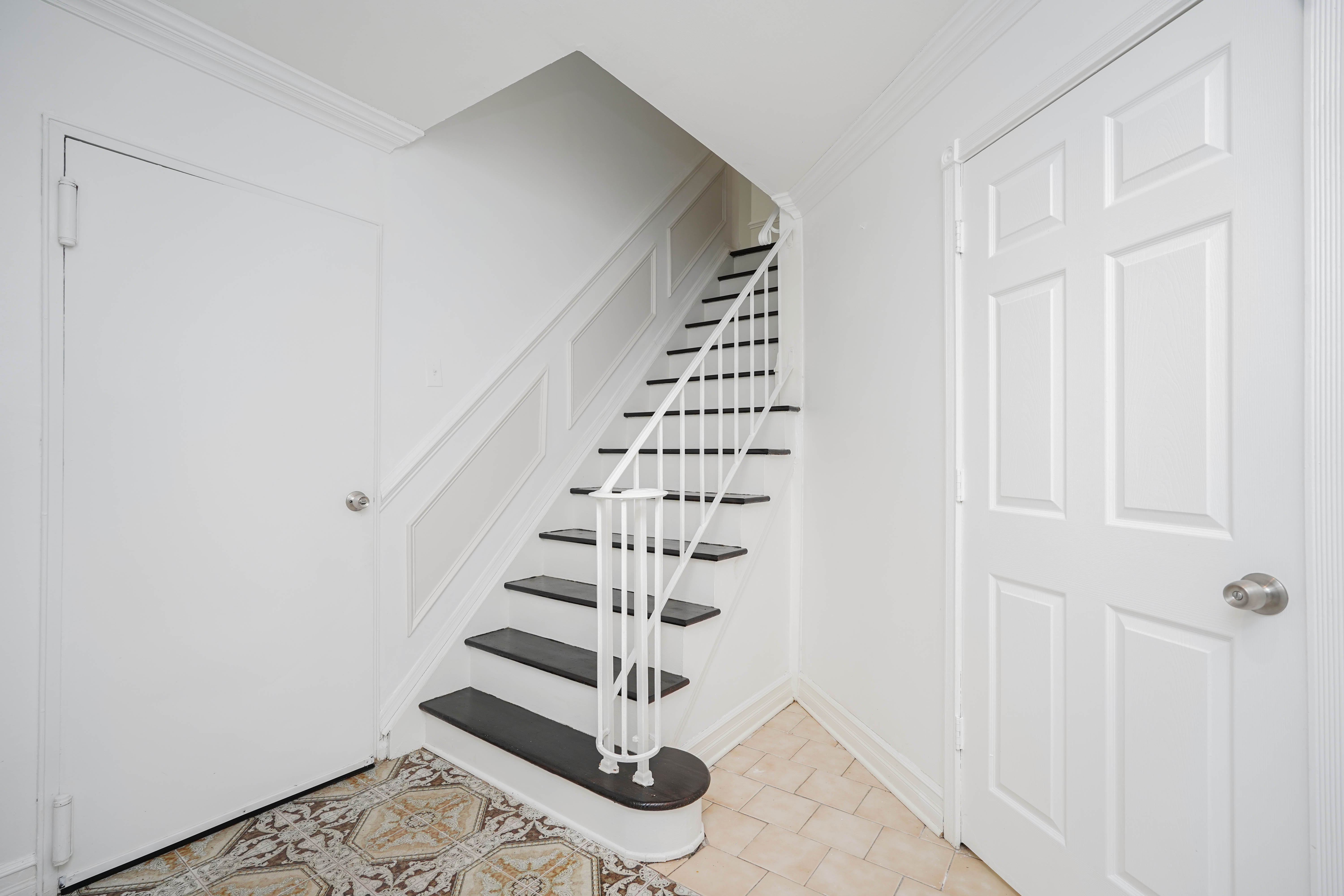 Staten Island, New York, 10314, United States, 3 Bedrooms Bedrooms, ,2 BathroomsBathrooms,Residential,For Sale,1924419