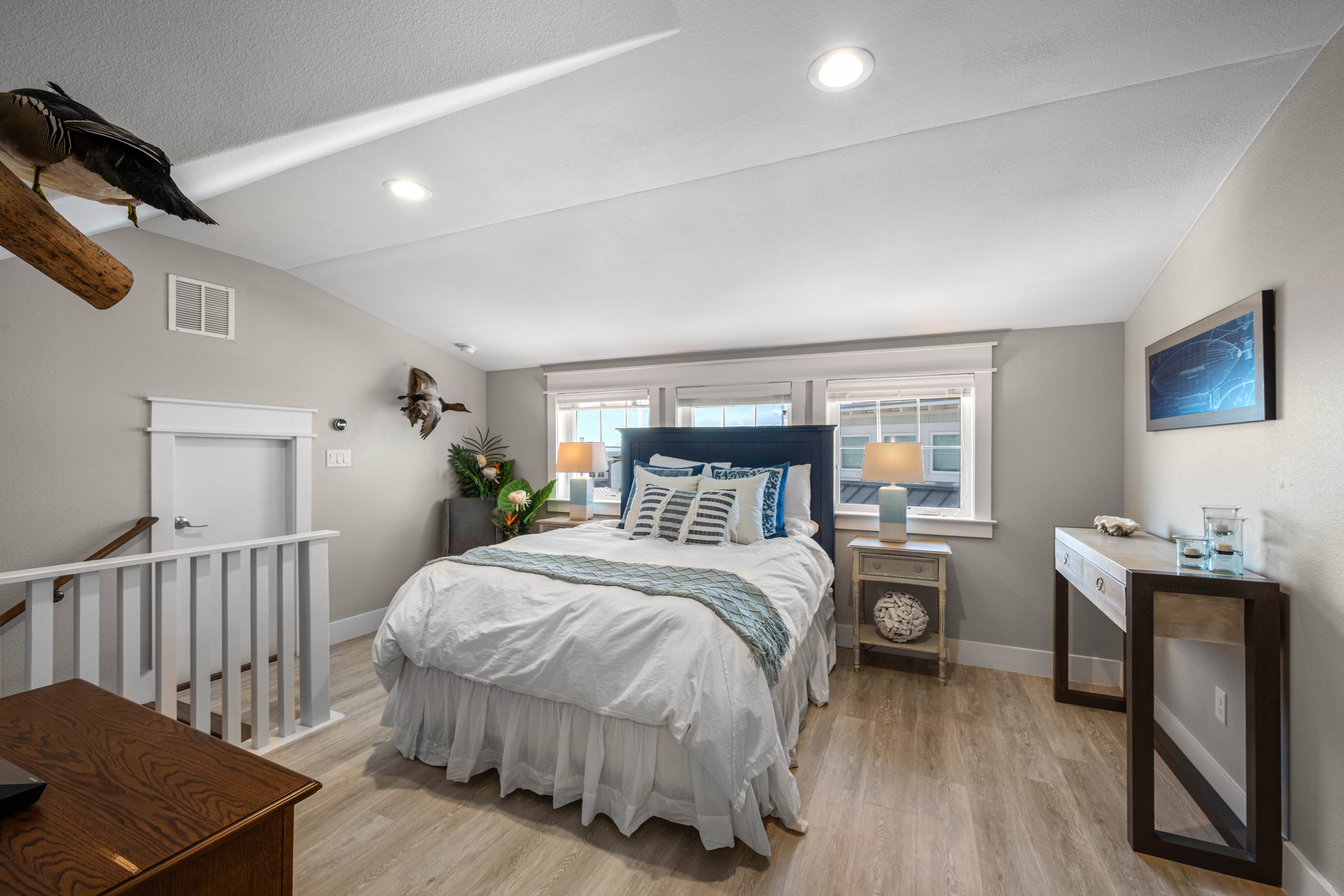  Relaxing 4BR Waterfront Condo - 物件實景