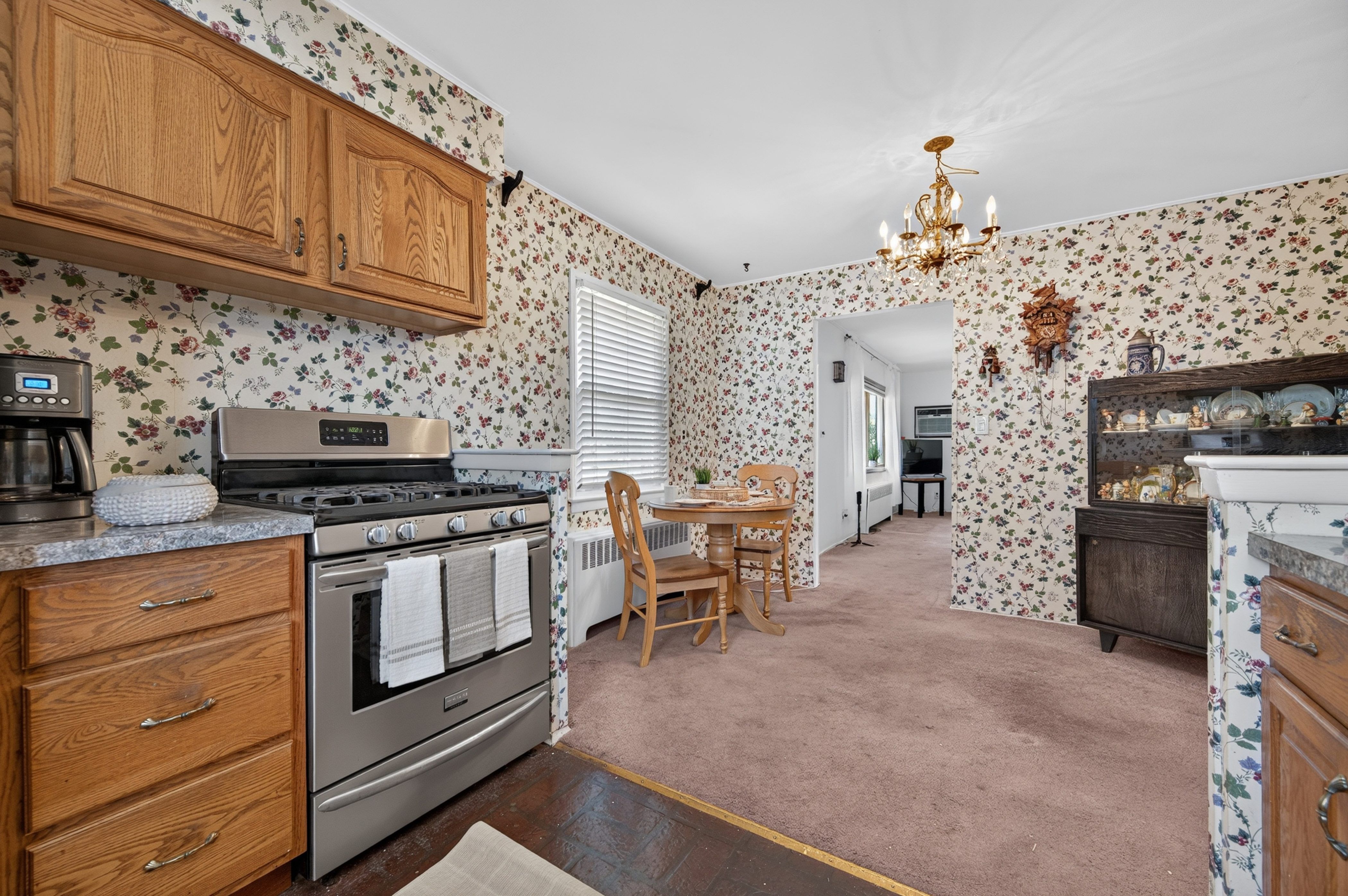  41 Elwood Avenue, Hicksville, NY, 11801 - 物件實景