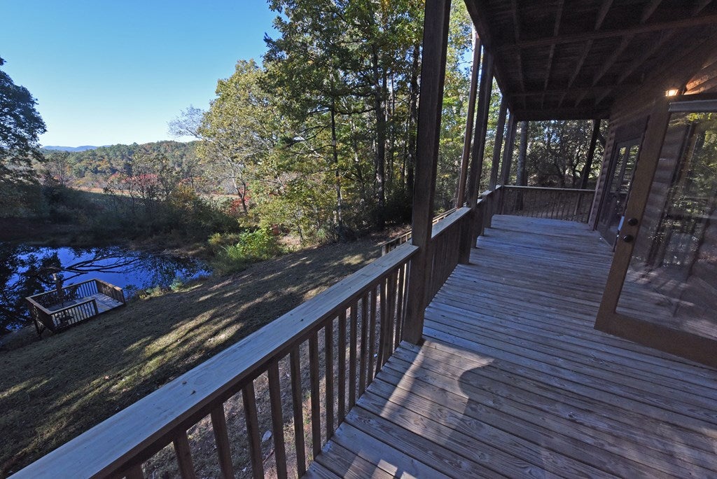 Suches, Georgia, 30572, United States, 3 Bedrooms Bedrooms, ,3 BathroomsBathrooms,Residential,For Sale,1877290