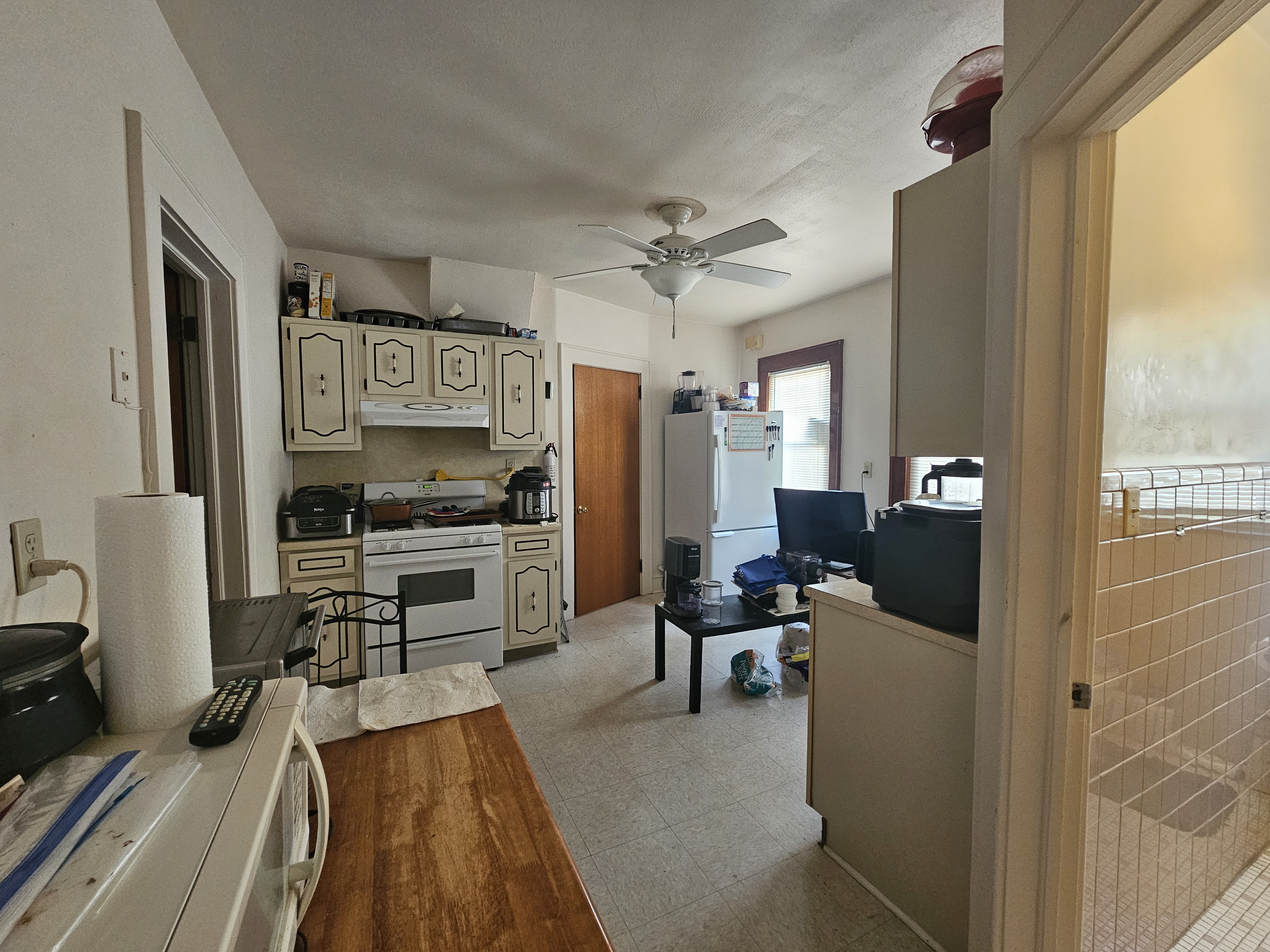 Garfield, New Jersey, 07026, United States, 4 Bedrooms Bedrooms, ,3 BathroomsBathrooms,Residential,For Sale,1945001