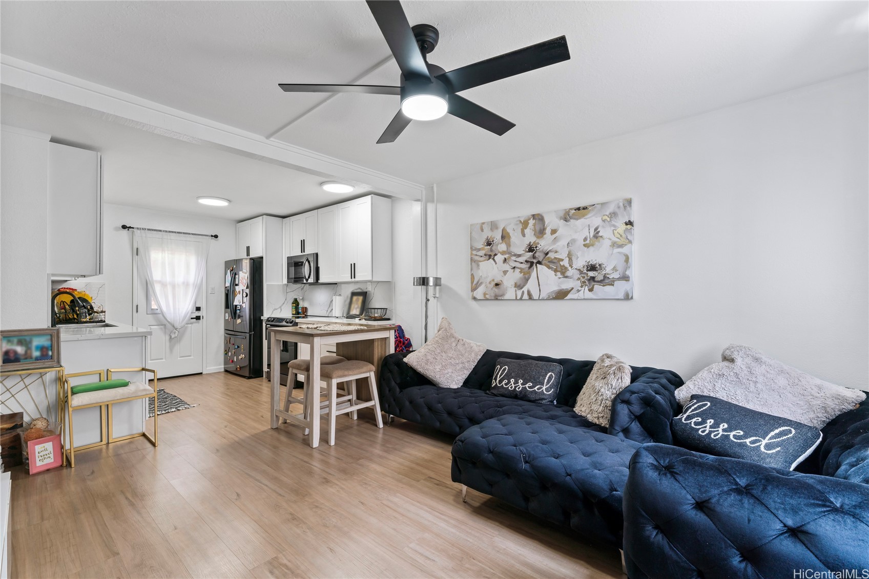 Pearl City, Hawaii, 96782, United States, 2 Bedrooms Bedrooms, ,2 BathroomsBathrooms,Residential,For Sale,1927390