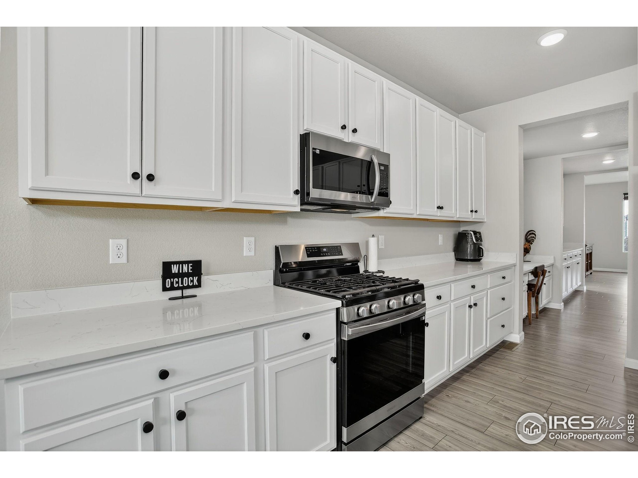 Mead, Colorado, 80542, United States, 5 Bedrooms Bedrooms, ,3 BathroomsBathrooms,Residential,For Sale,1941802