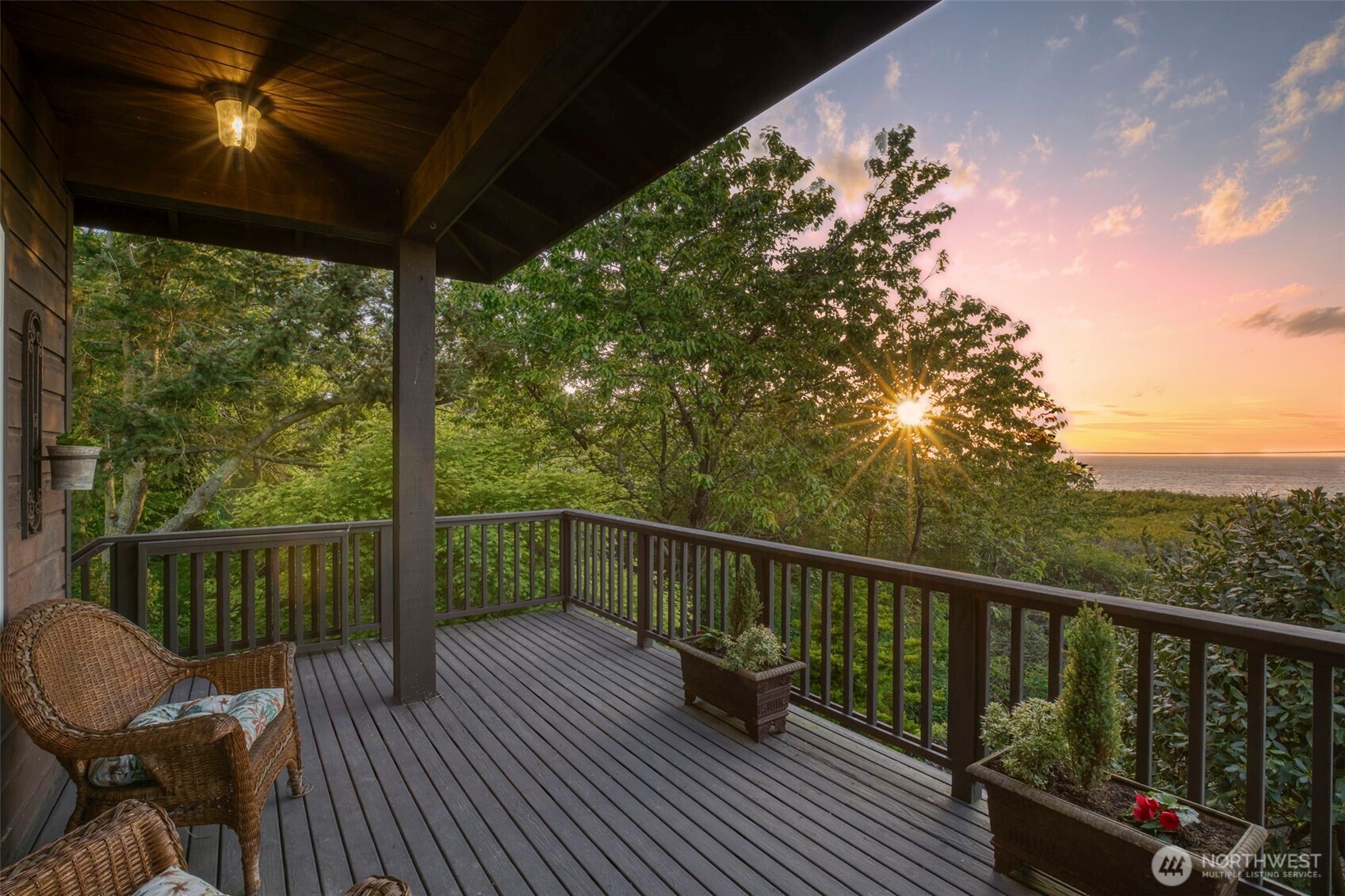 Port Townsend, Washington, 98368, United States, 2 Bedrooms Bedrooms, ,3 BathroomsBathrooms,Residential,For Sale,1997485