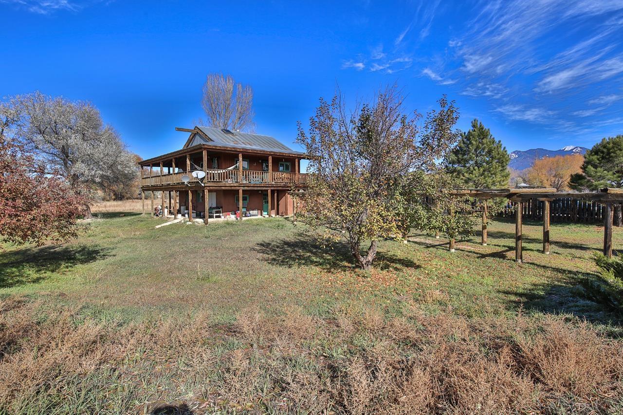 Taos, New Mexico, 87571, United States, 5 Bedrooms Bedrooms, ,5 BathroomsBathrooms,Residential,For Sale,1850359