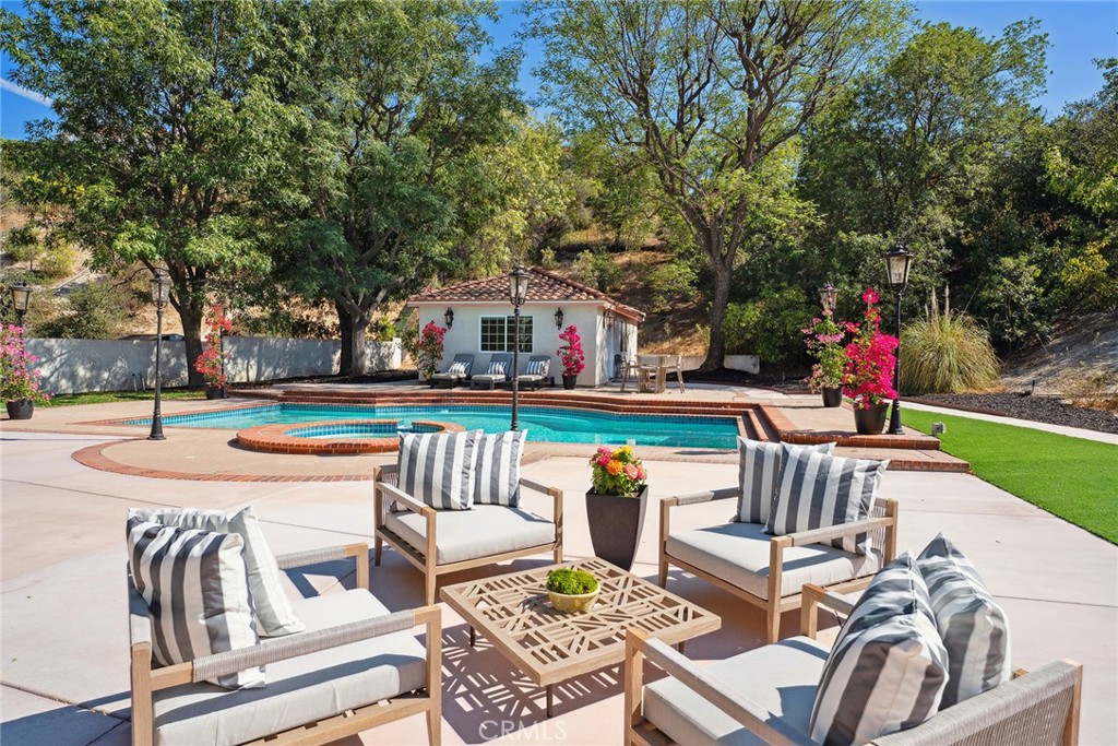 Calabasas, California, 91302, United States, 7 Bedrooms Bedrooms, ,7 BathroomsBathrooms,Residential,For Sale,1951012