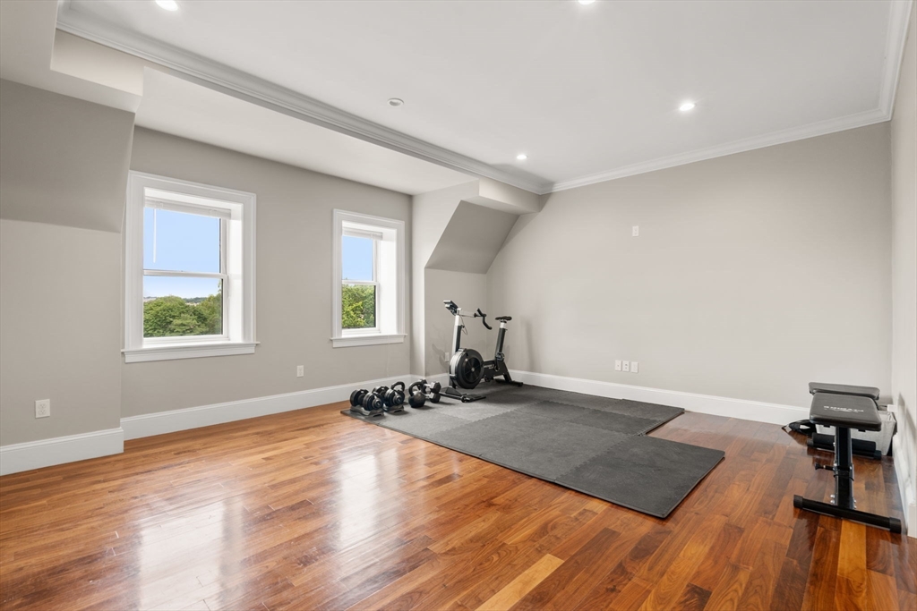 Brookline, Massachusetts, 02445, United States, 4 Bedrooms Bedrooms, ,4 BathroomsBathrooms,Residential,For Sale,1885381