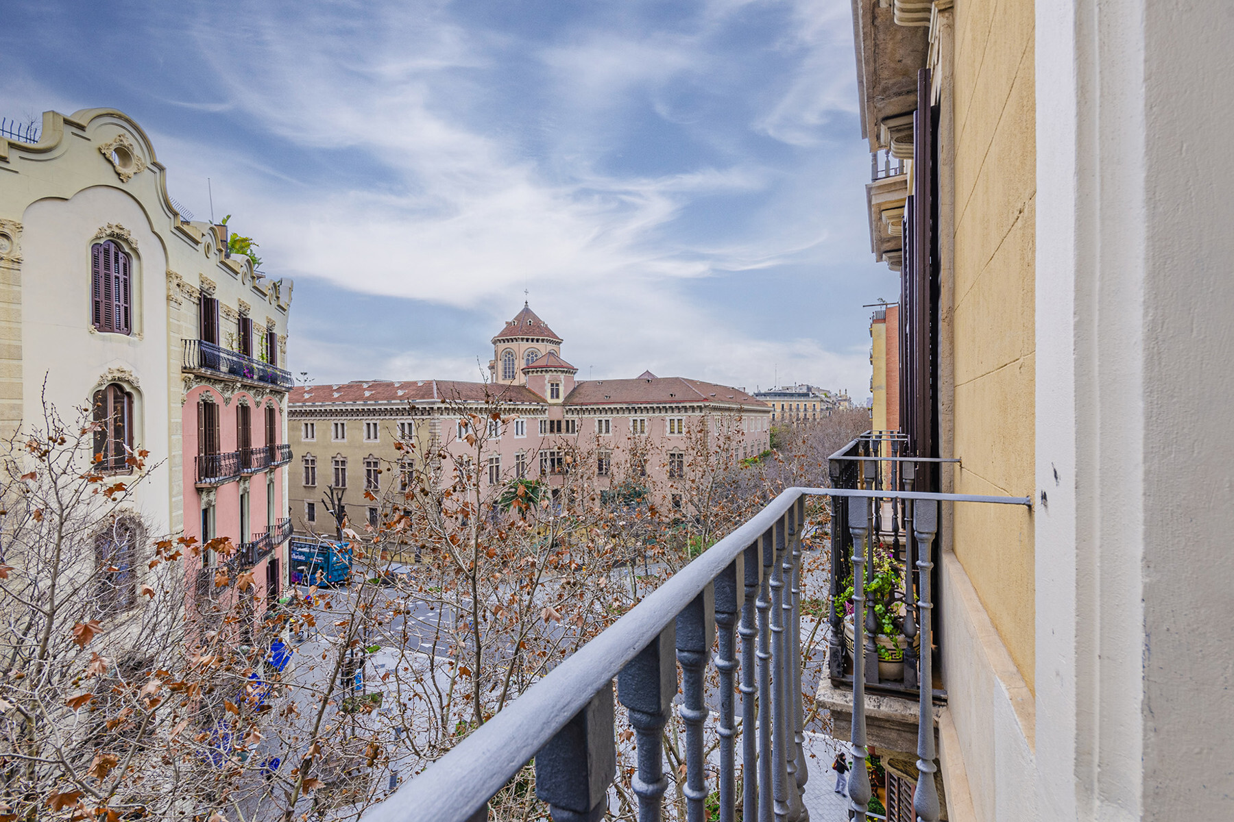  Renovated Apartment on a Pedestrian Street in the Heart of the City - 物件實景