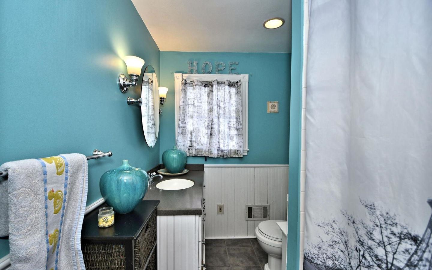 Pennington, New Jersey, 08534, United States, 3 Bedrooms Bedrooms, ,Residential,For Sale,1928704