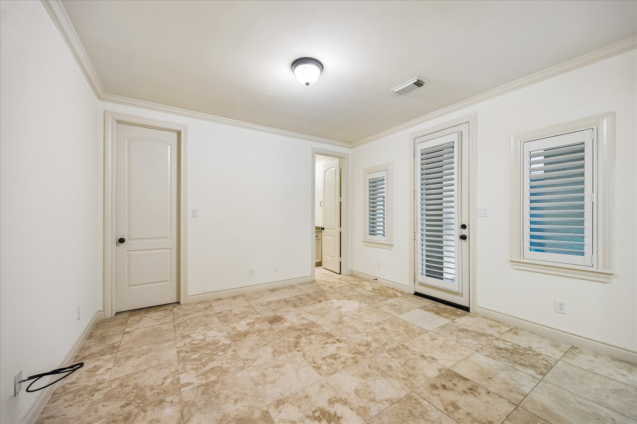  3120 Murworth Drive - 物件實景