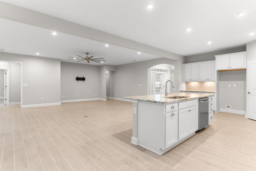 Greensboro, Georgia, 30642, United States, 3 Bedrooms Bedrooms, ,4 BathroomsBathrooms,Residential,For Sale,1705219