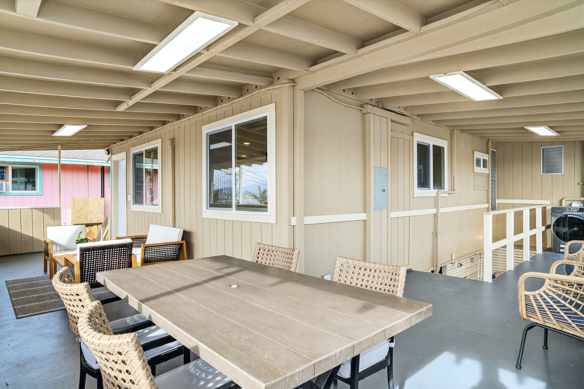 Honolulu, Hawaii, 96818, United States, 4 Bedrooms Bedrooms, ,4 BathroomsBathrooms,Residential,For Sale,2007893