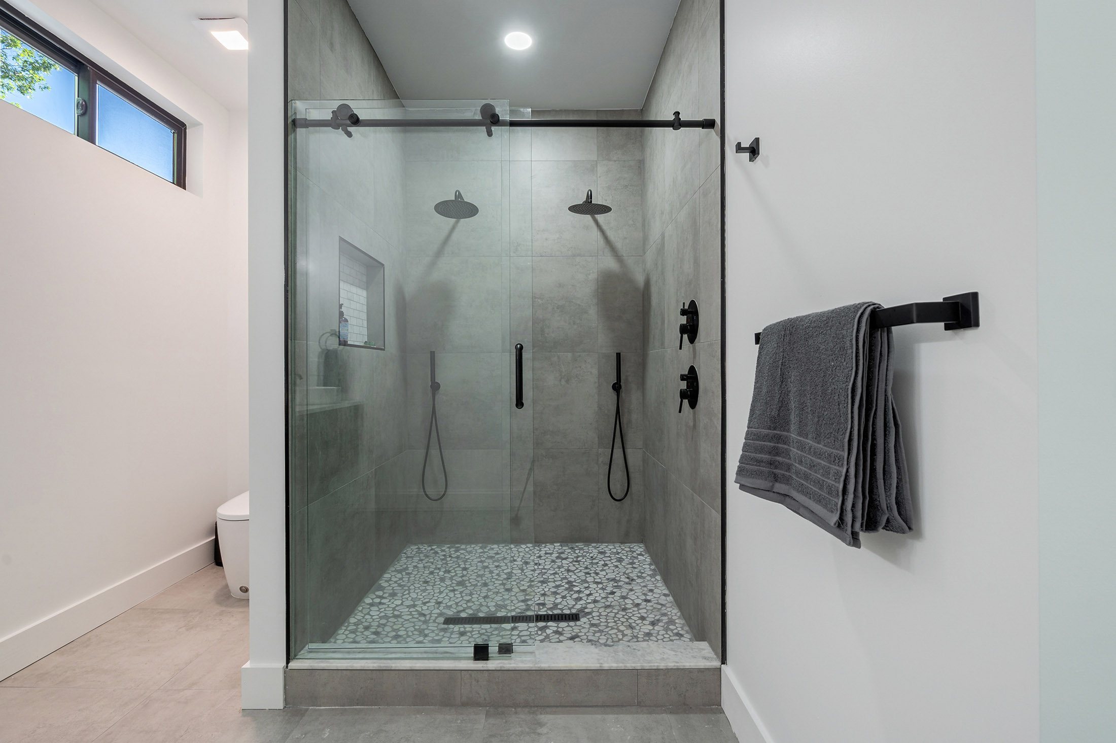  Fully Renovated Estate Blends Luxury, Flexibility & Resort-Style Living - 物件實景