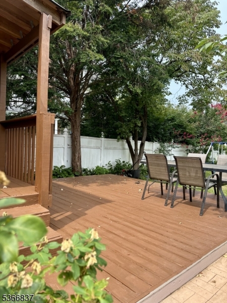 Pompton Lakes Boro, New Jersey, 07442, United States, 3 Bedrooms Bedrooms, ,3 BathroomsBathrooms,Residential,For Sale,1875678