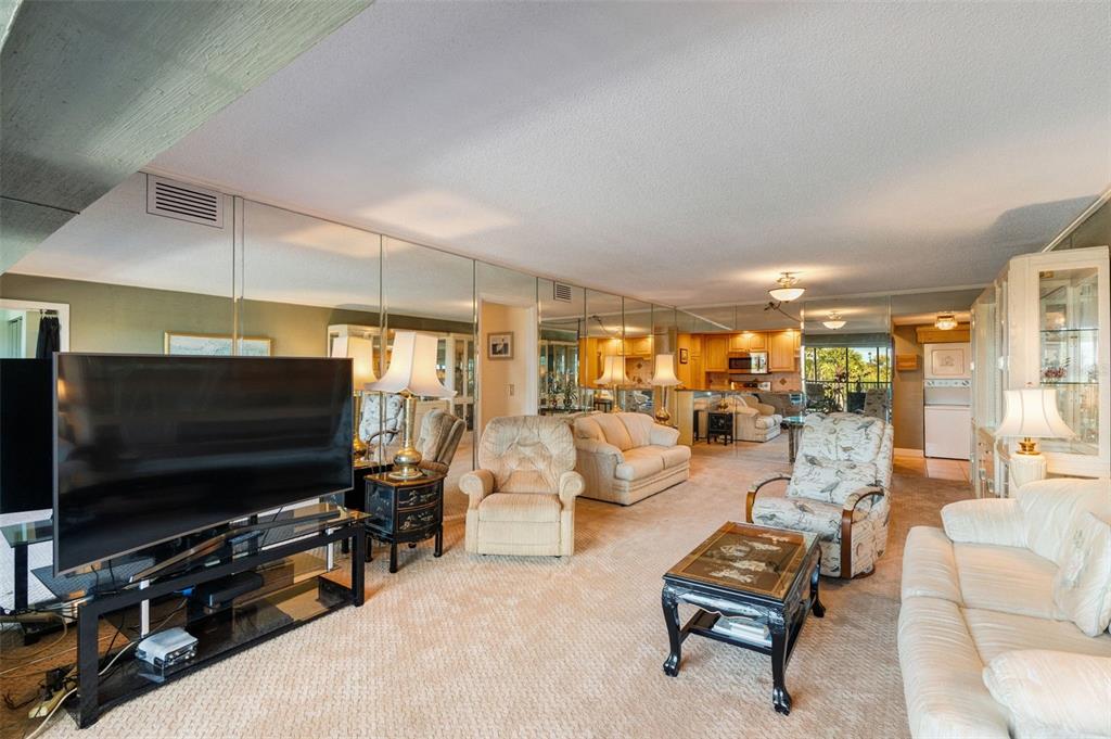 Sarasota, Florida, 34242, United States, 3 Bedrooms Bedrooms, ,3 BathroomsBathrooms,Residential,For Sale,1987736