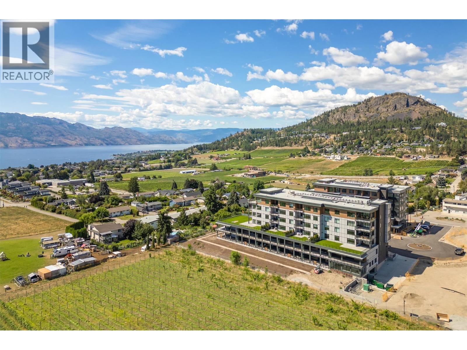 WEST KELOWNA, British Columbia, V1Z 2A9, CA, 2 Bedrooms Bedrooms, ,2 BathroomsBathrooms,Residential,For Sale,1947246
