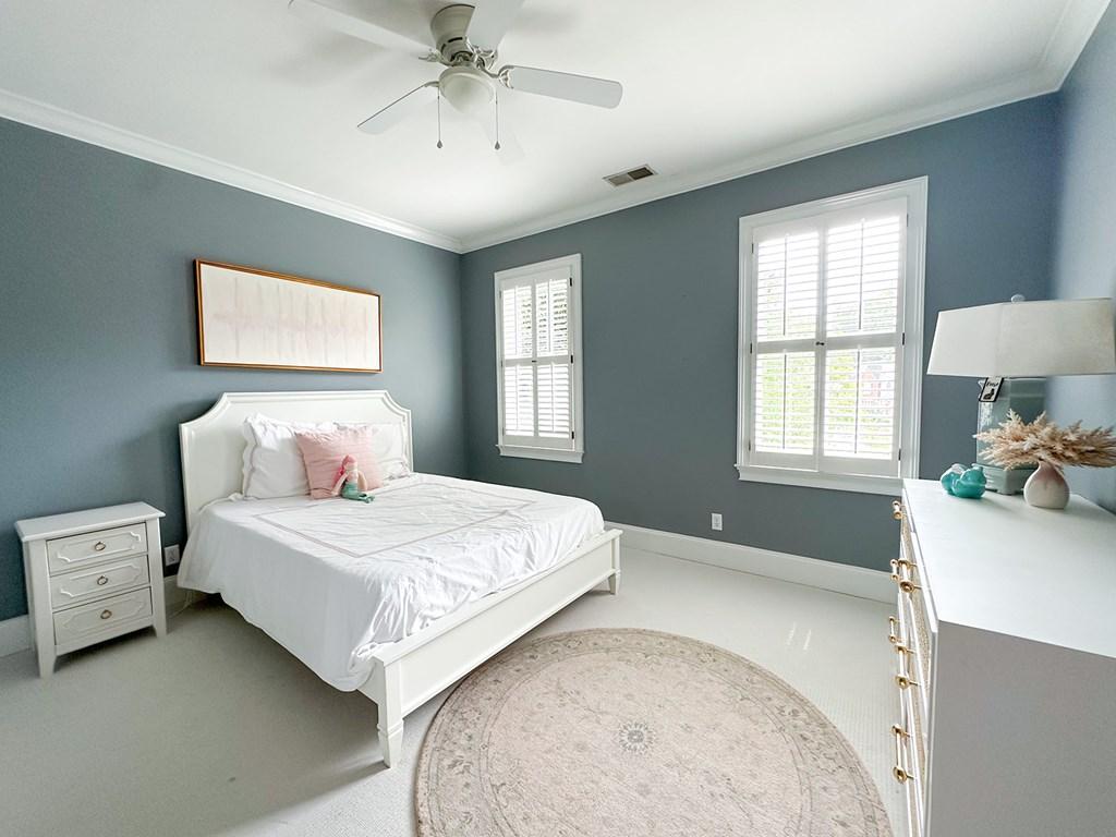 DALTON, Georgia, 30720, United States, 5 Bedrooms Bedrooms, ,5 BathroomsBathrooms,Residential,For Sale,1939642