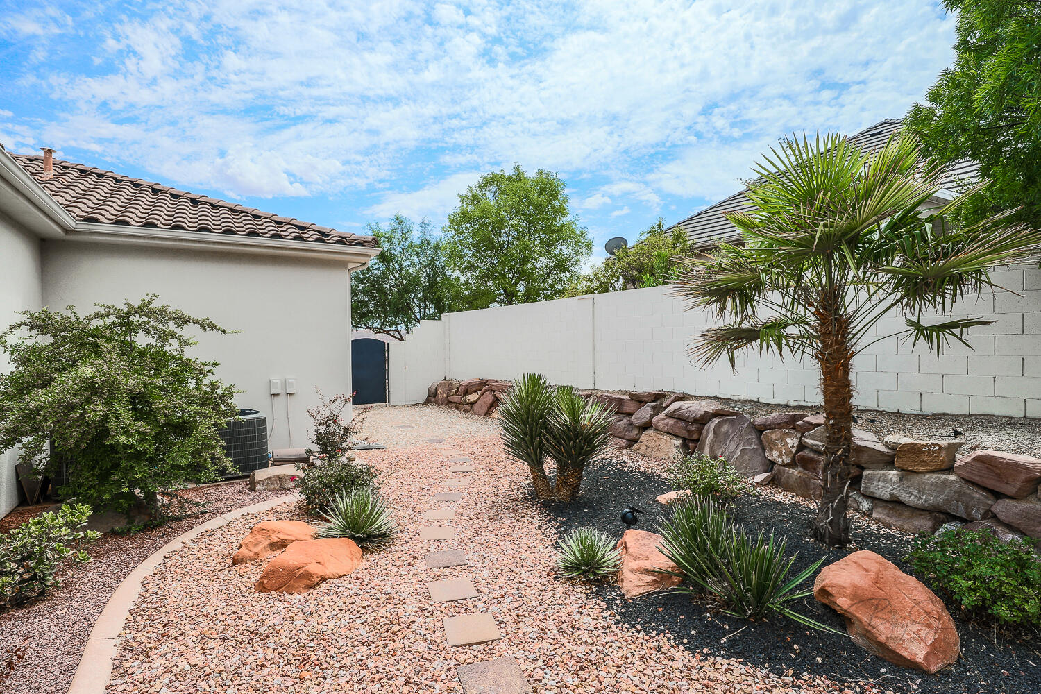 St George, Utah, 84790, United States, 3 Bedrooms Bedrooms, ,Residential,For Sale,1927191